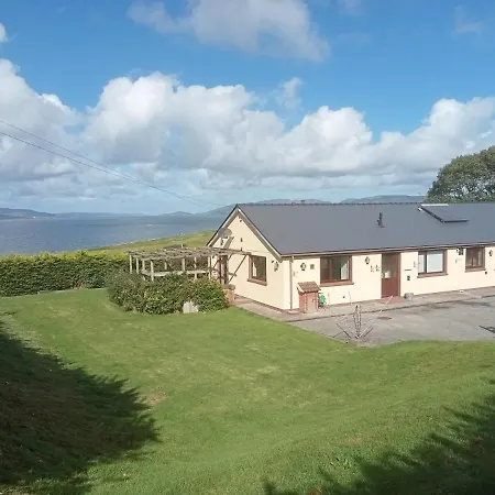 Casa de Férias Impeccable 5-bed In Fahan