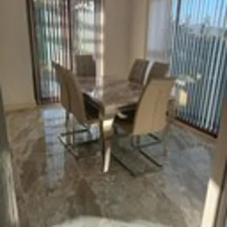Hébergement de vacances Impeccable 5-bed In Fahan *